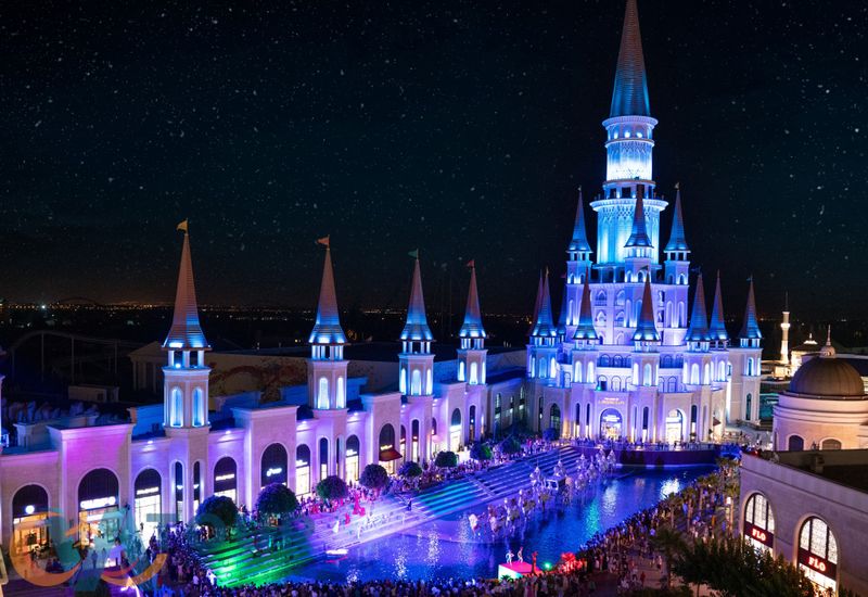 44444 Land of Legends Night Show