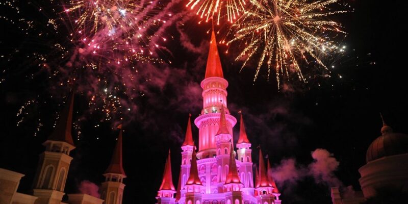 sasa Land of Legends Night Show